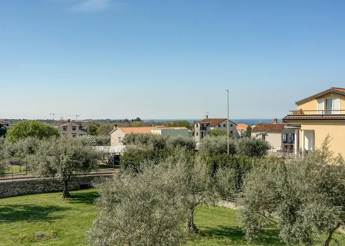 Monika&jozsef Pensión 3*