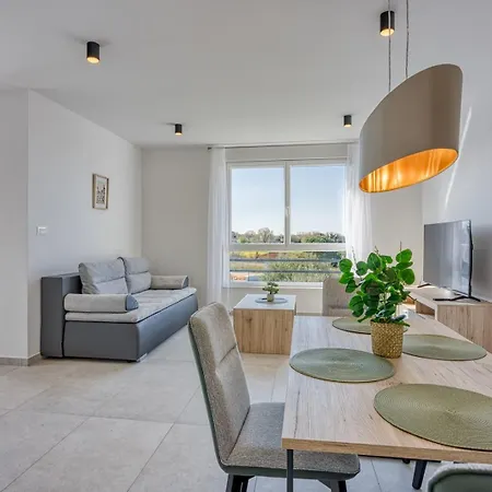 Monika&jozsef Πανσιόν Πόρετς