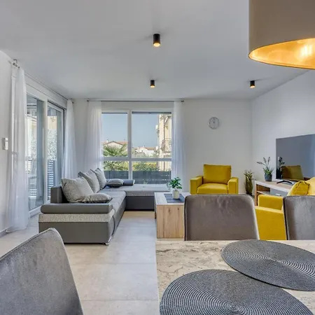 Πανσιόν Monika&jozsef Πόρετς